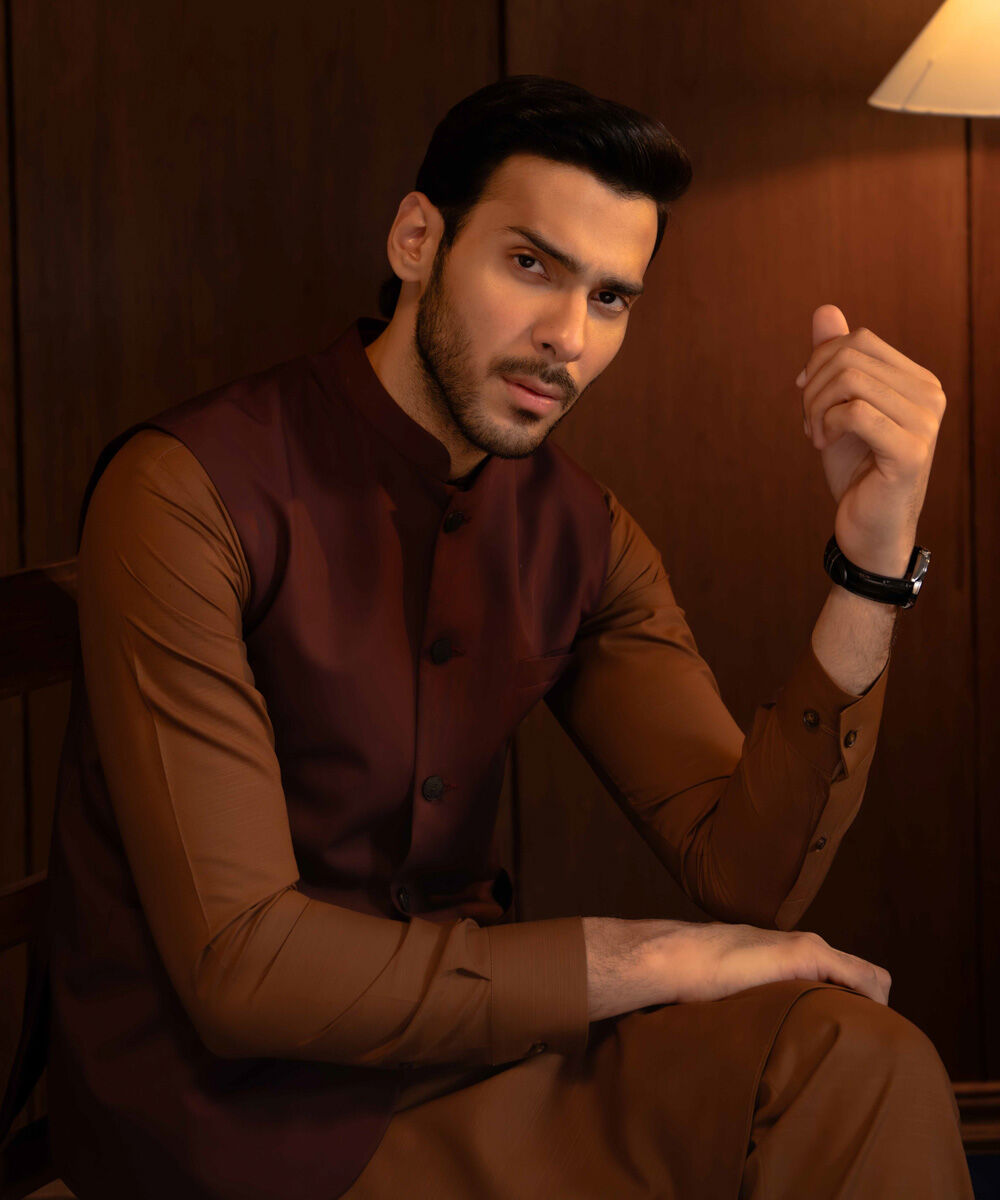 Man - Red Premium Wash & Wear Suit