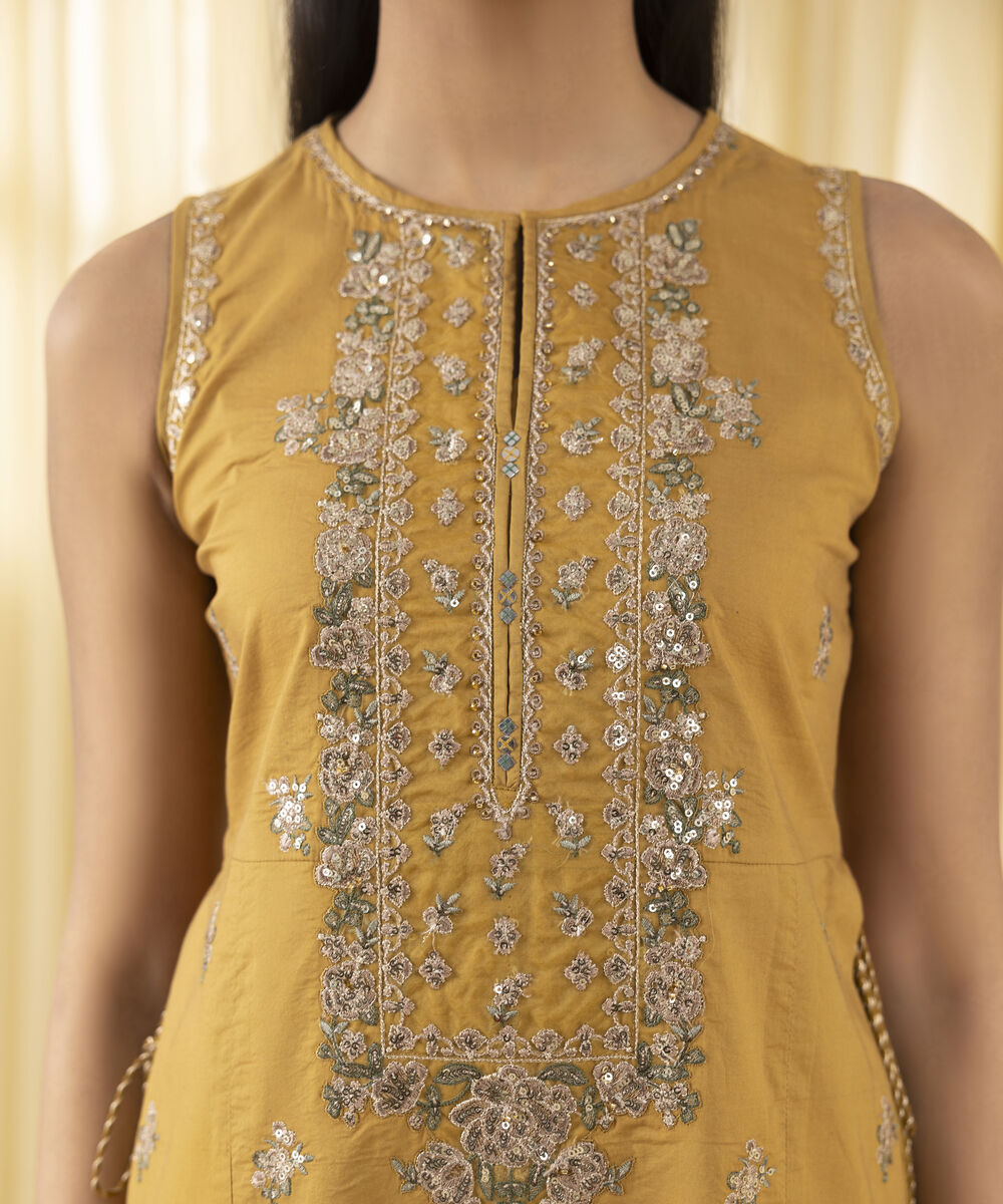 Unstitched Women's Yellow Textured Lawn 3 Piece Suit