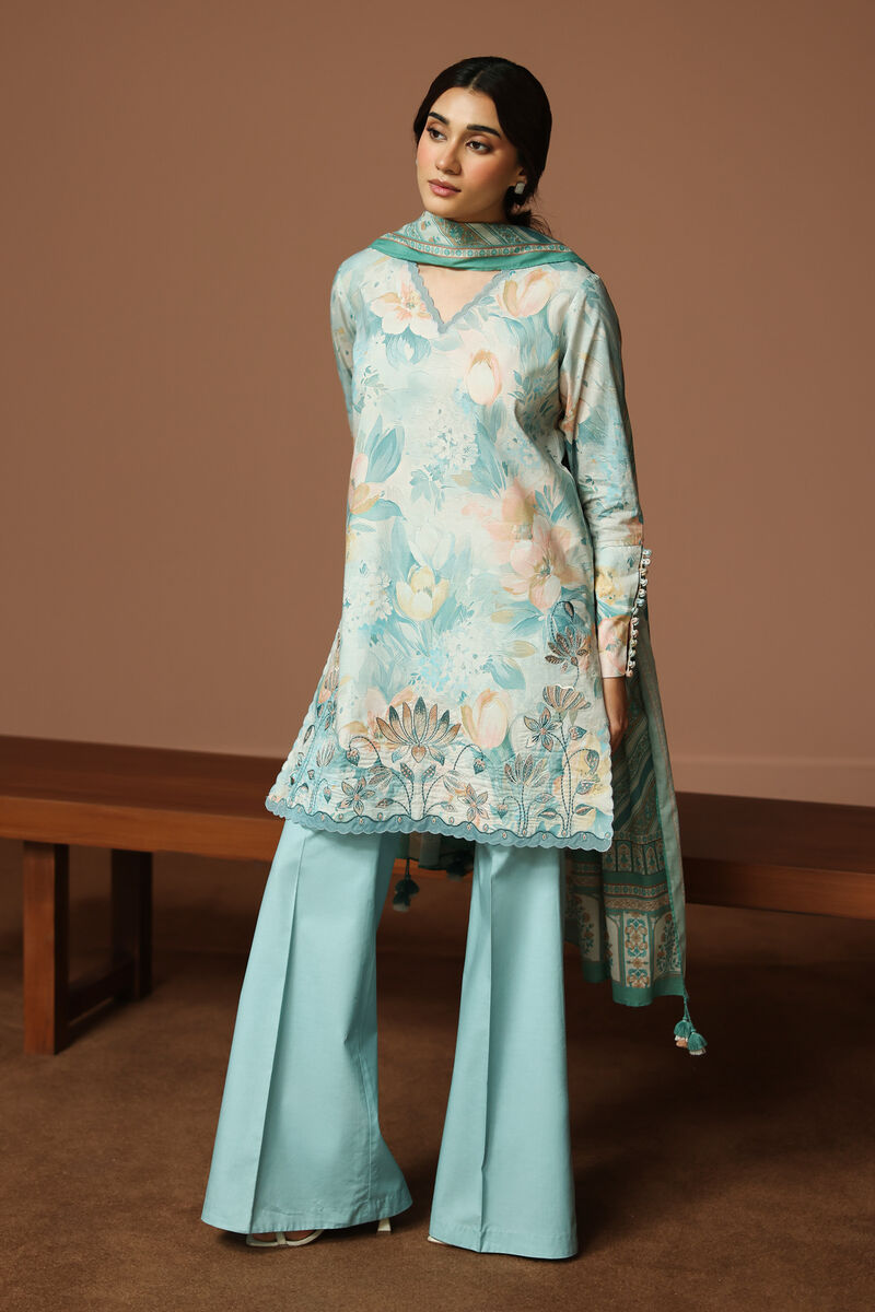 3 Piece - Embroidered Lawn Suit