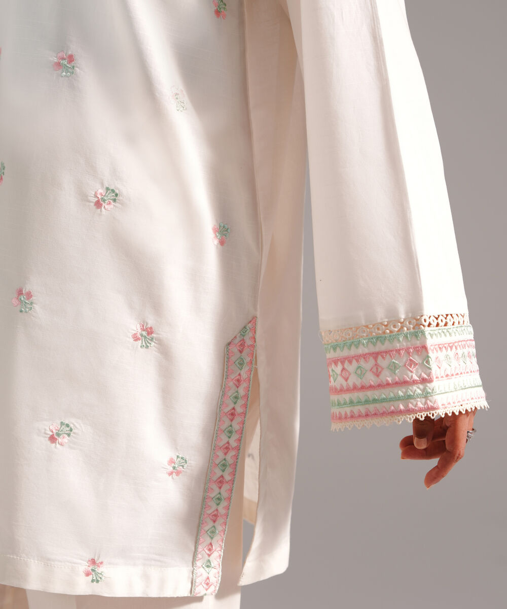 Women's RTW Slub Lawn Embroidered Off White 2 Piece Suit