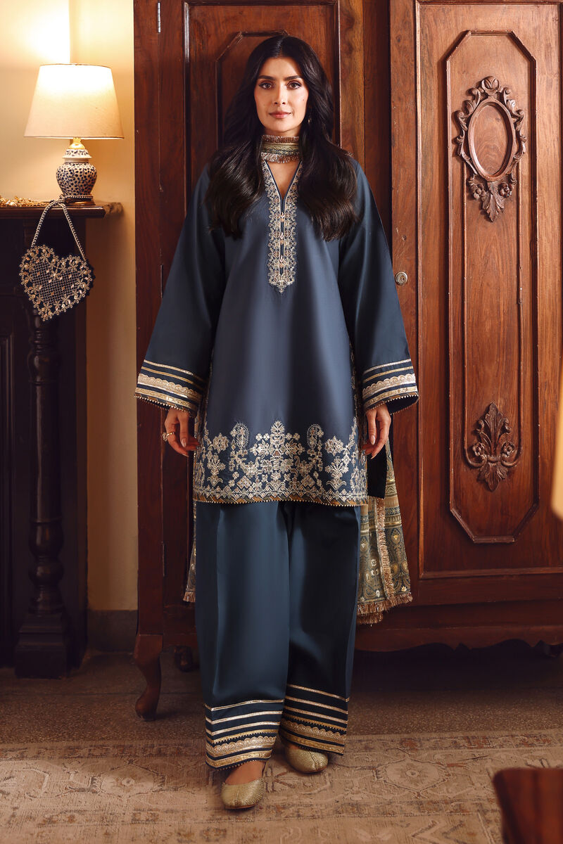 3 Piece - Embroidered Lawn Suit