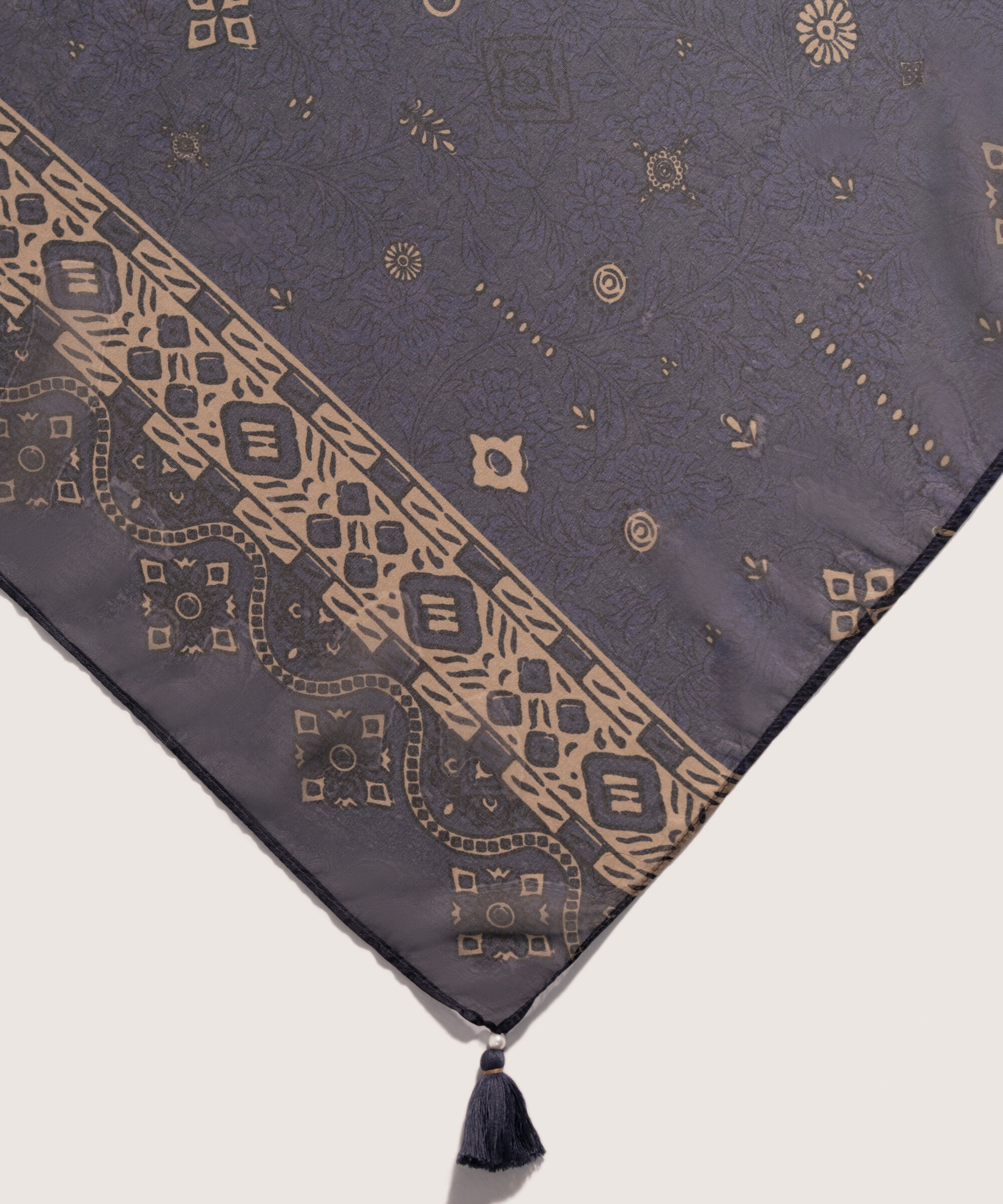Printed Dupatta PE6SCHMV705D