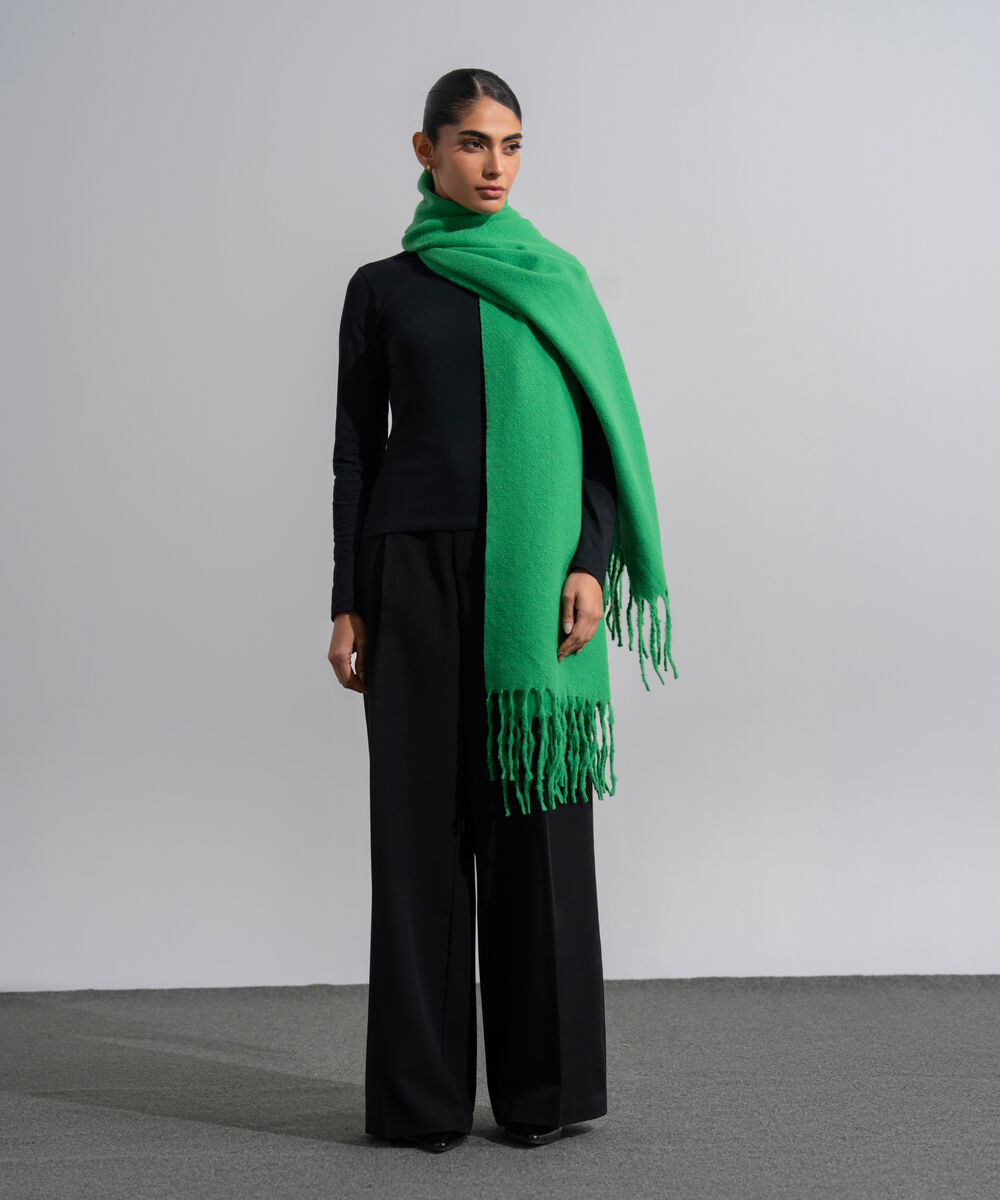 Women's Western Wear Green Polyester Solid Woolen Scarf