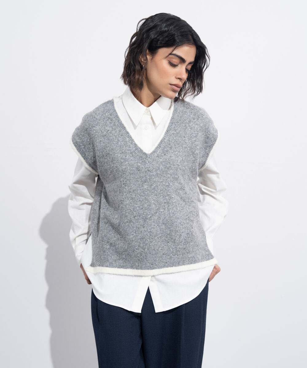 Women's Western Wear Grey V-Neck Knit Sweater