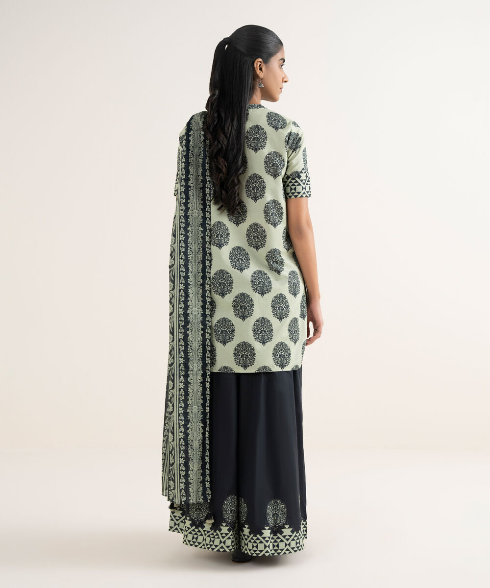 Women's Unstitched Lawn Printed Black 2 Piece Suit