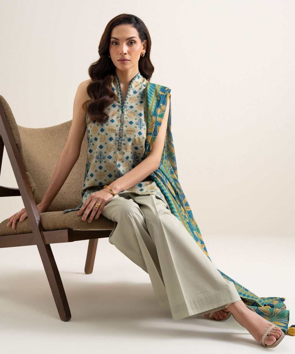 Women's Unstitched Lawn Printed Multi 3 Piece Suit