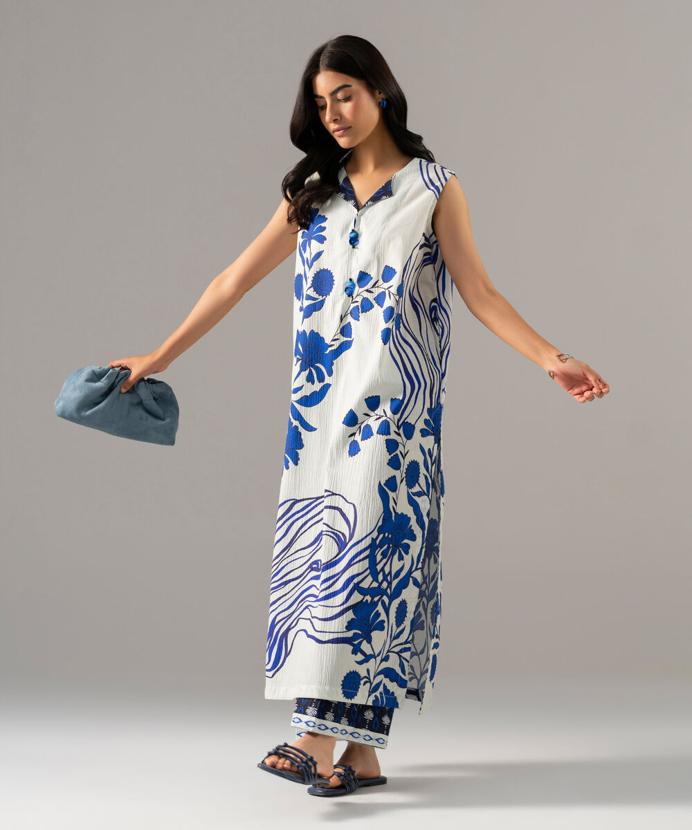 Women's RTW Seersucker Printed White A-Line Shirt