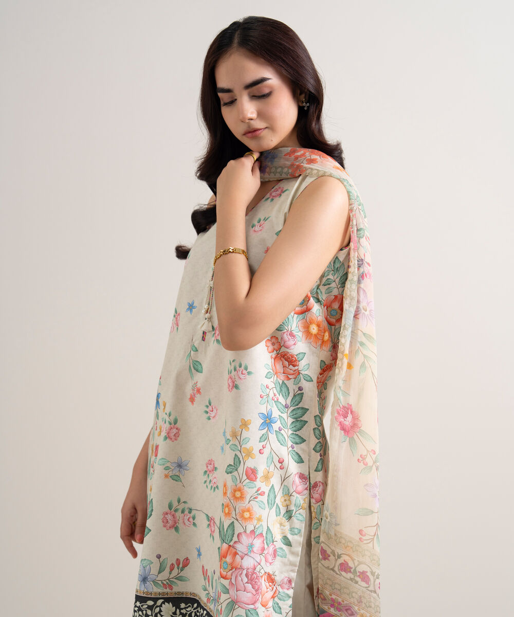 Women's Unstitched Lawn Printed Off White 3 Piece Suit