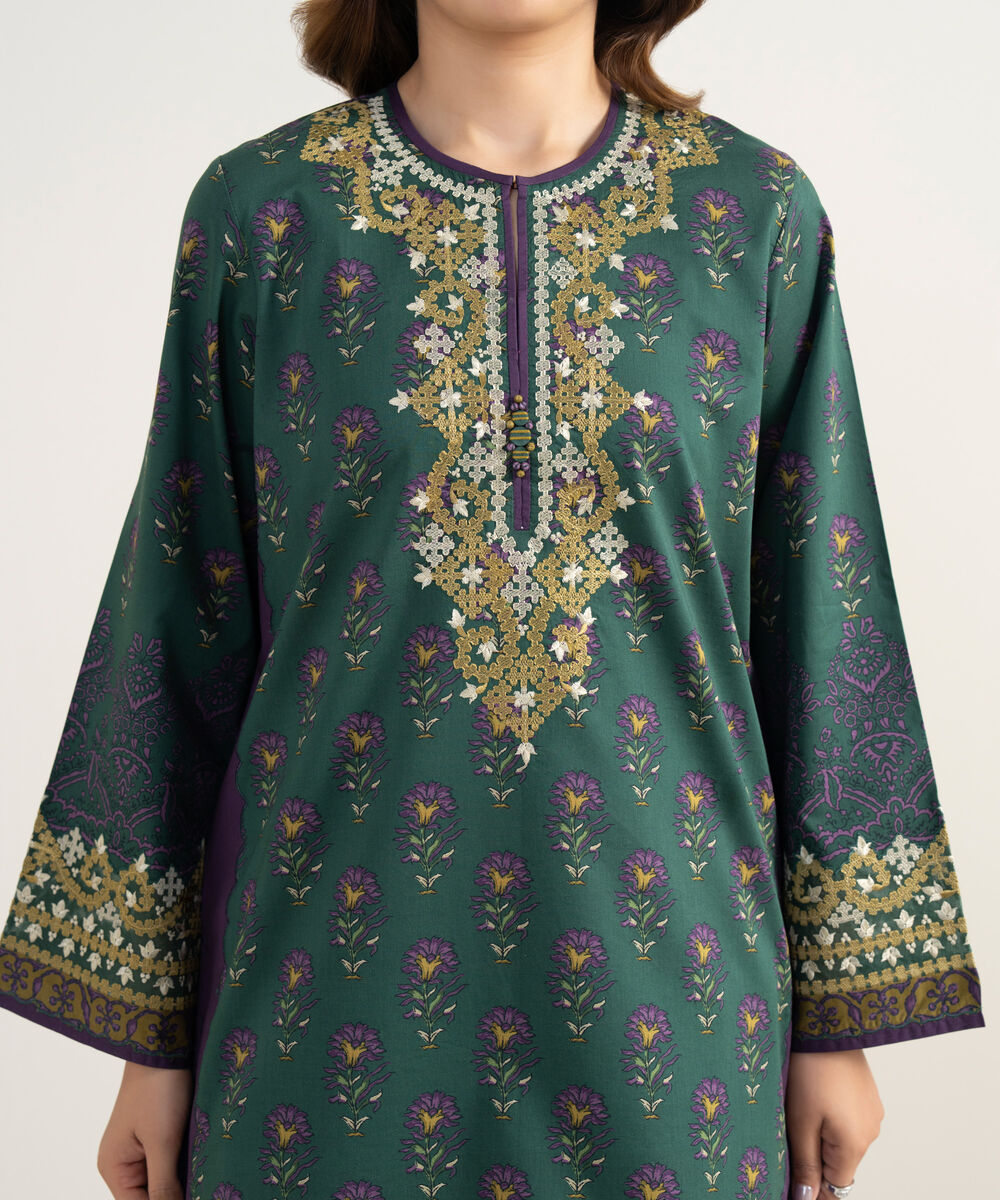 Women's Unstitched Lawn Embroidered Green 3 Piece Suit