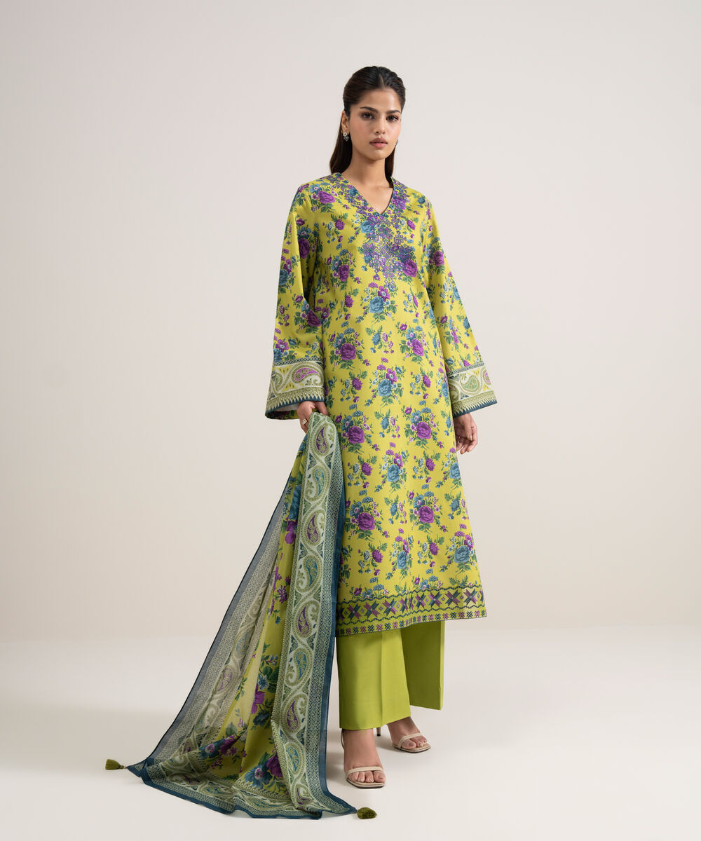 3 Piece - Embroidered Lawn Suit