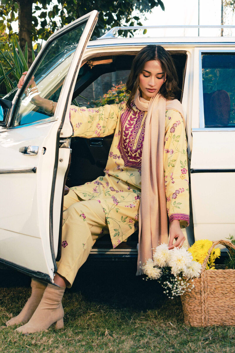 Embroidered Crosshatch Shirt