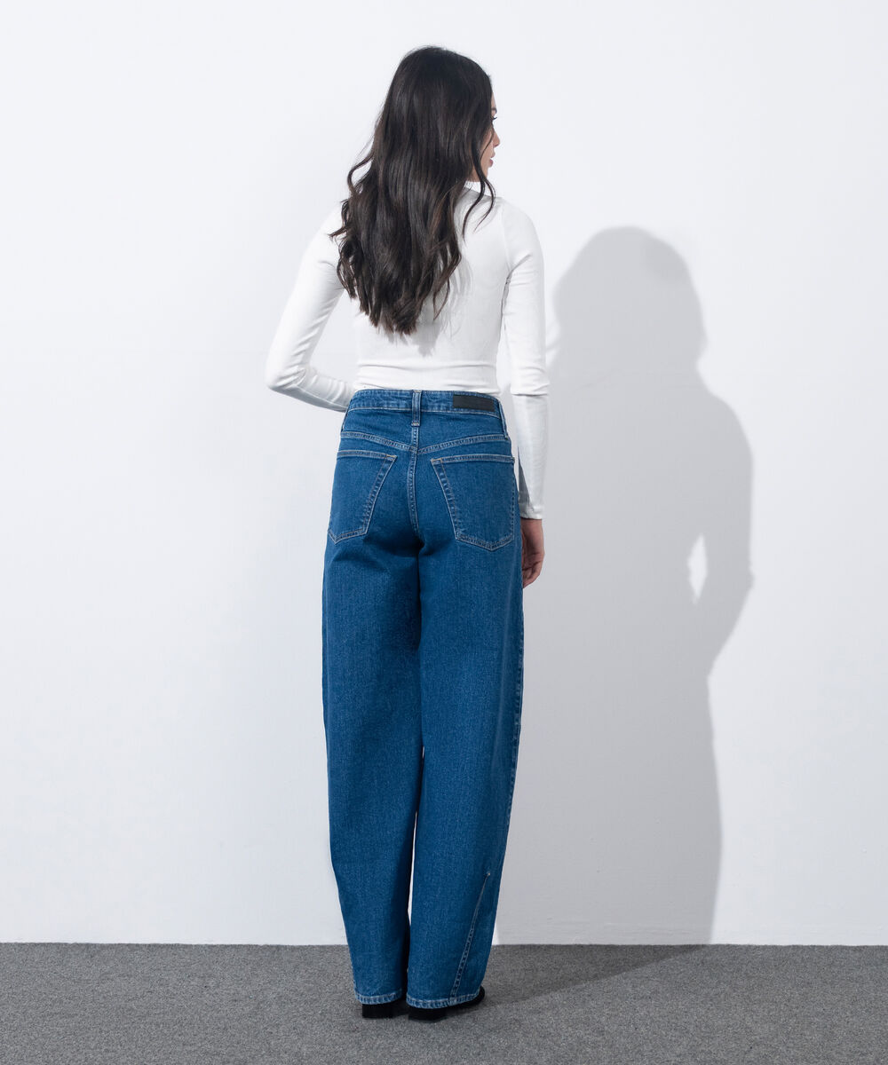 Women's Western Wear Dark Stone Wash Barrel Fit Jeans