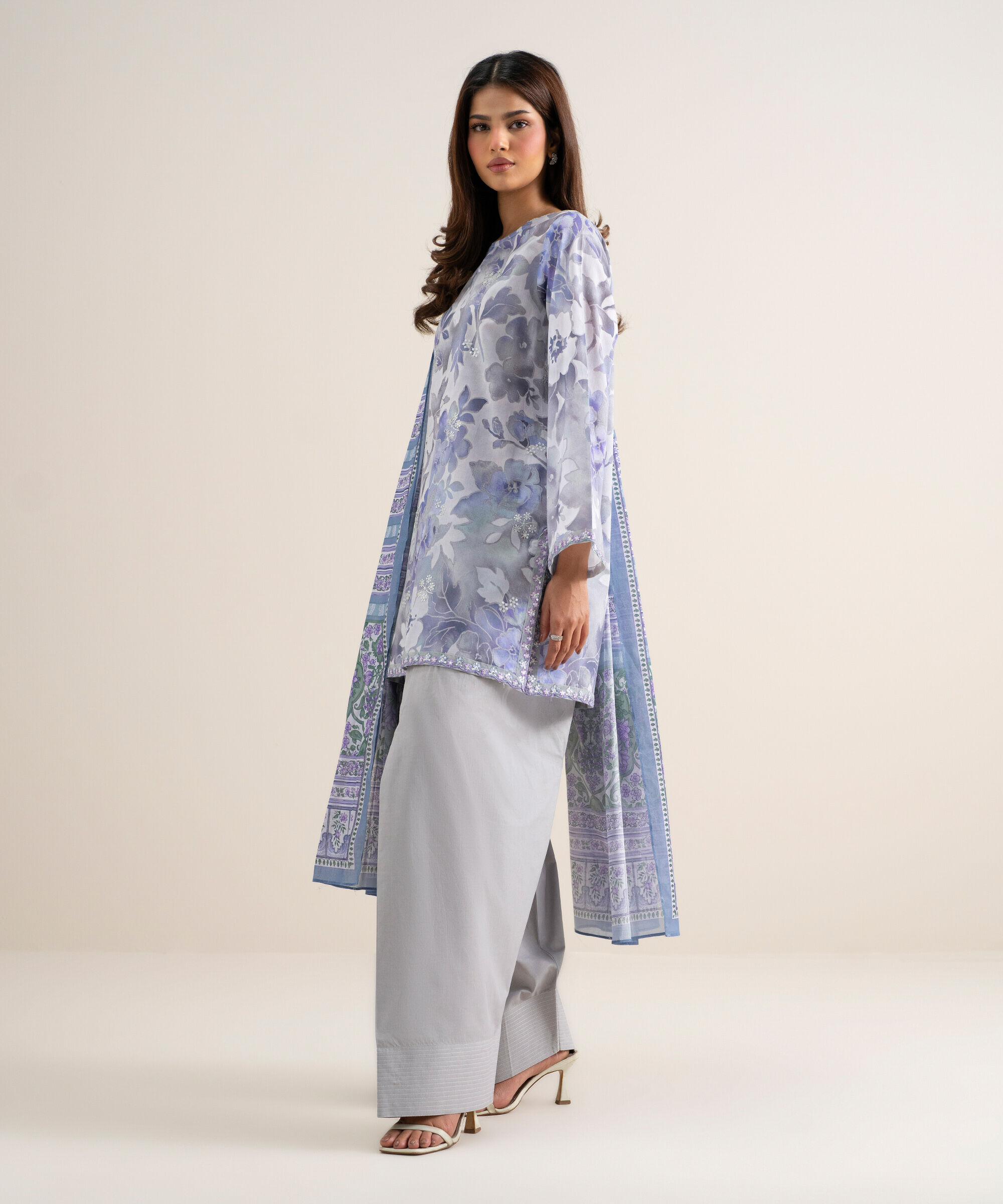 Unstitched 3 PC U3PDDS26V692