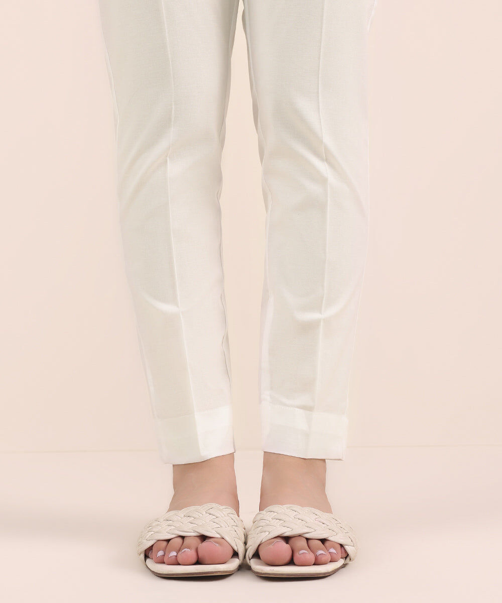 Woman - White Solid Cambric Cigarette Pants