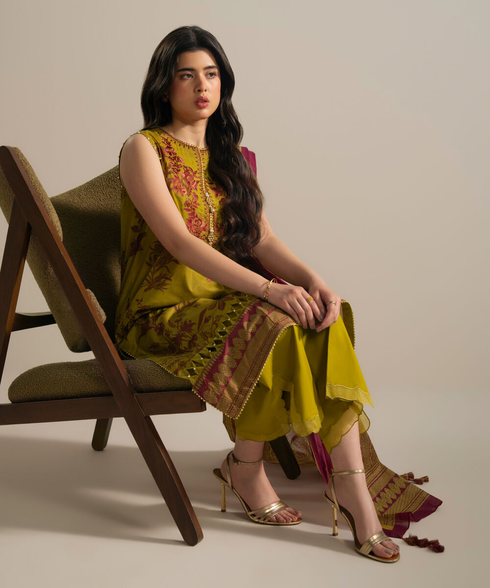 Women's RTW Zari Lawn Embroidered Green 3 Piece Suit