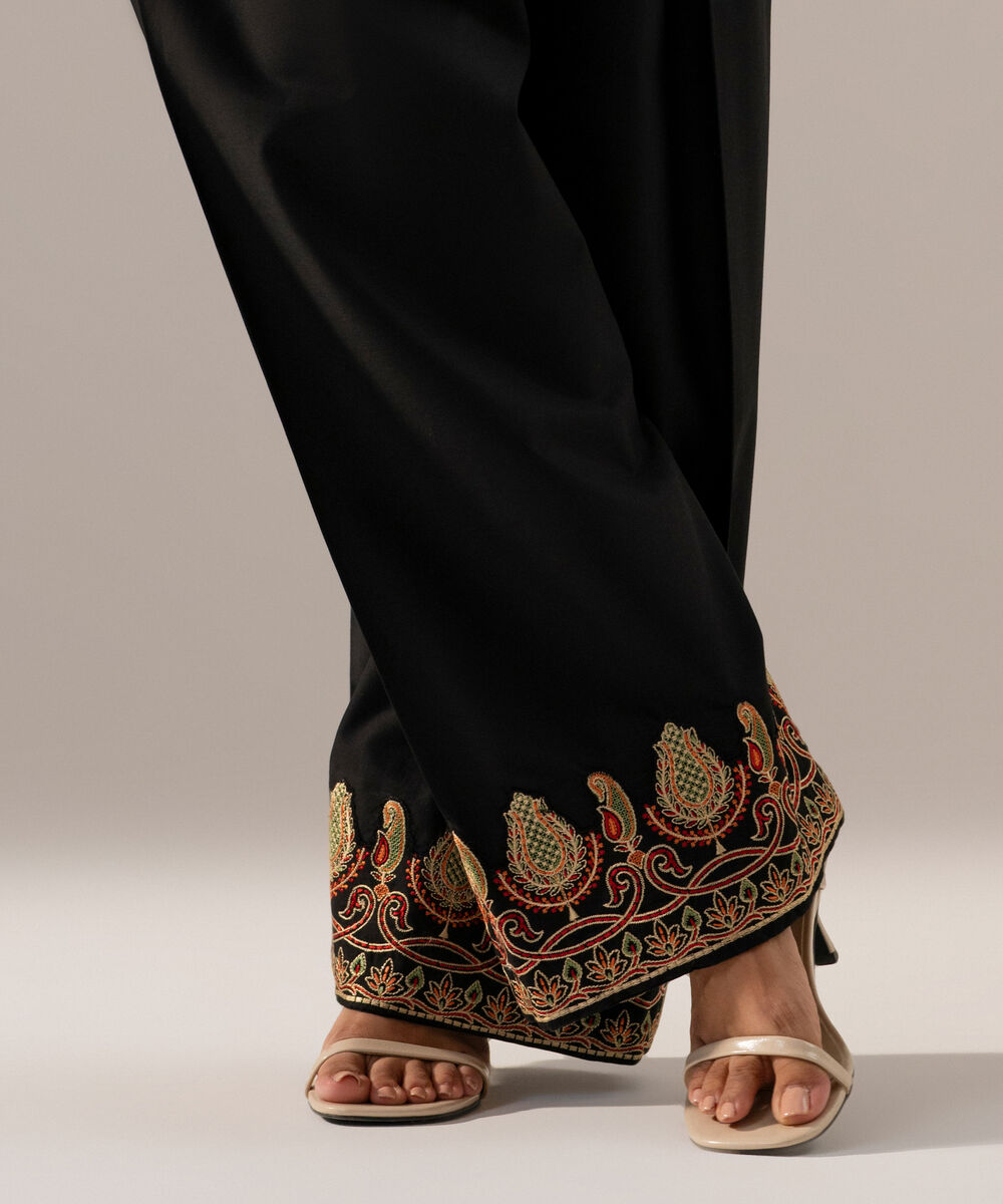 Women's RTW Cambric Solid Black Culotte