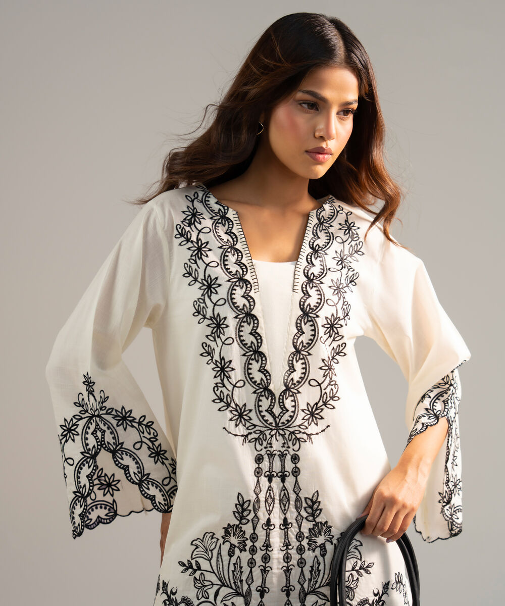 Women's RTW Crosshatch Embroidered Off White Straight Shirt