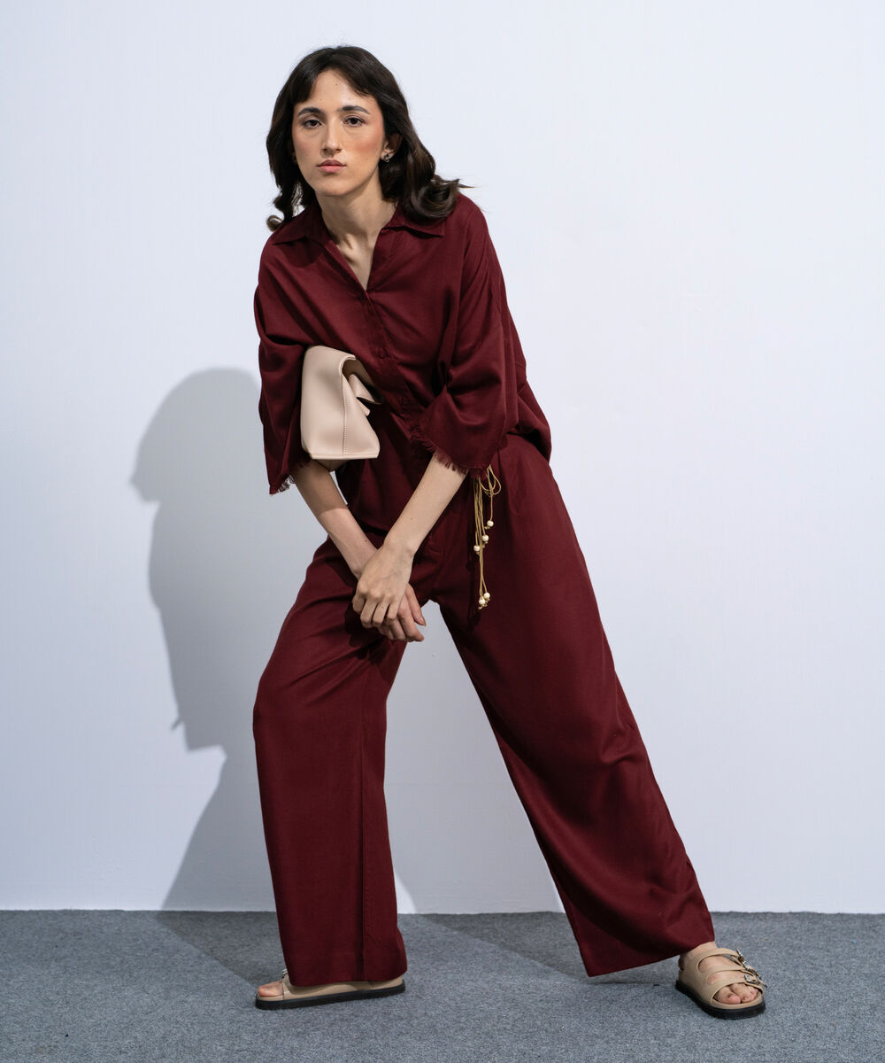 Women's Red Linen Blend Pleated Trouser With Crochet Belt