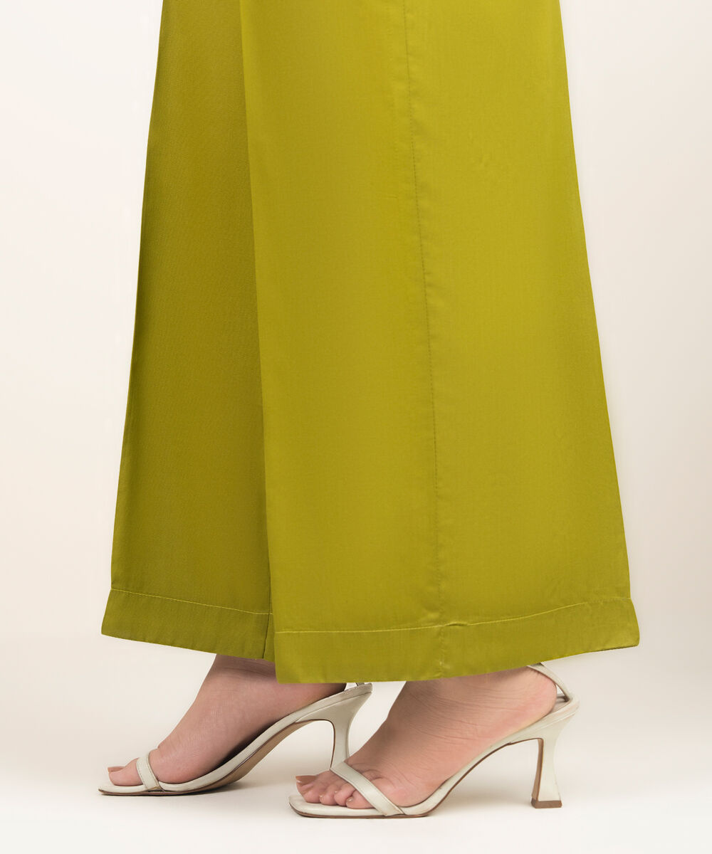Women's RTW Arabic Cambric Solid Green Culottes