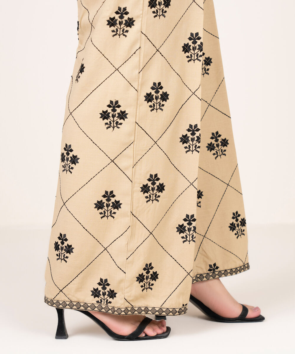 Women's RTW Cotton Viscose Embroidered Beige Culottes