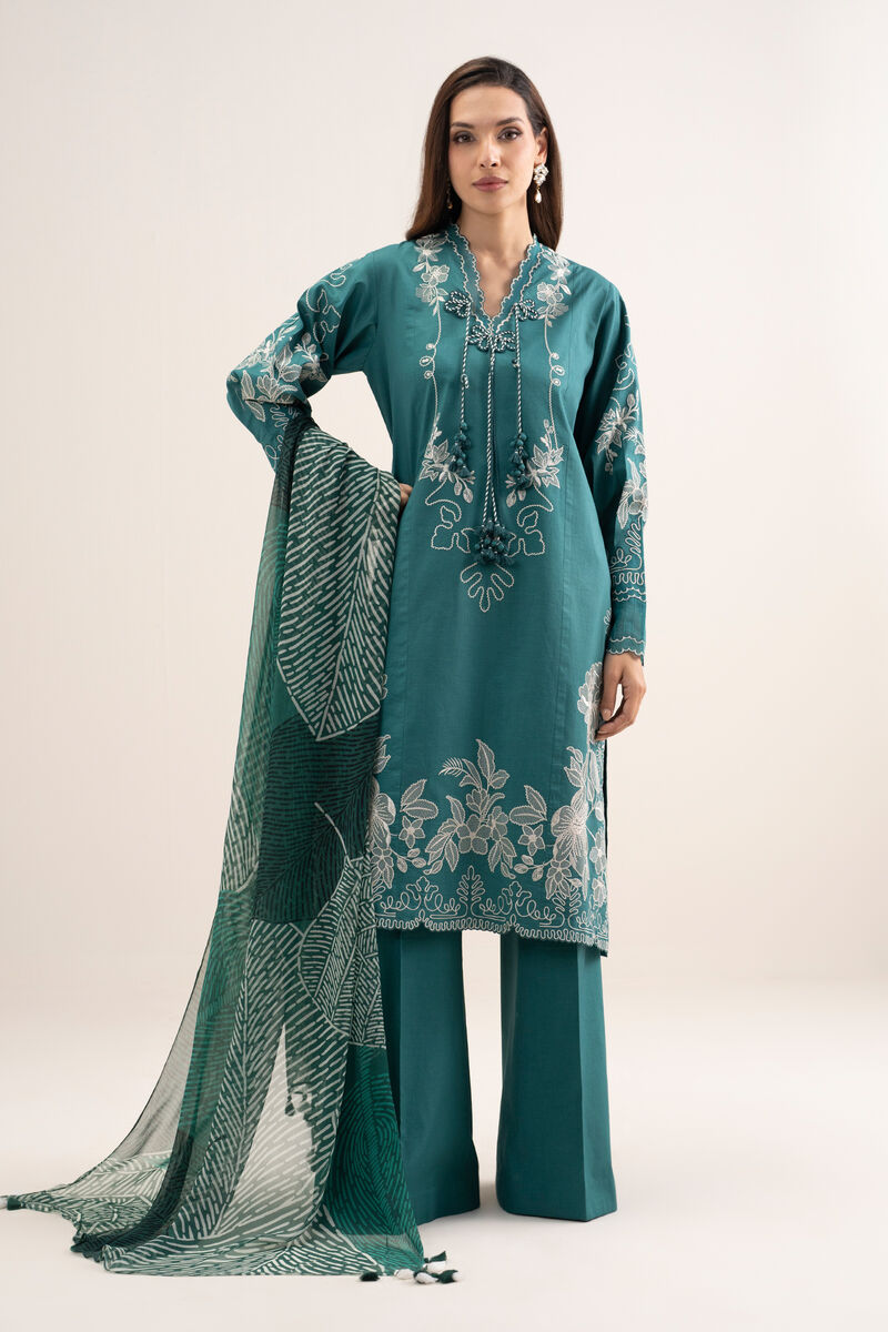 3 Piece - Embroidered Lawn Suit