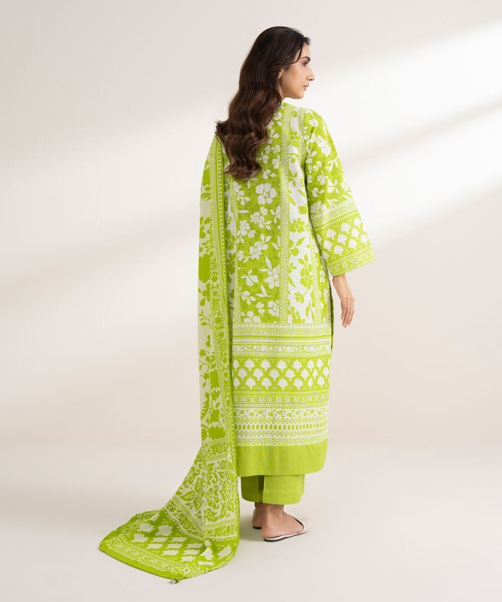 Women's RTW Khaddar Embroidered Green 3 Piece Suit