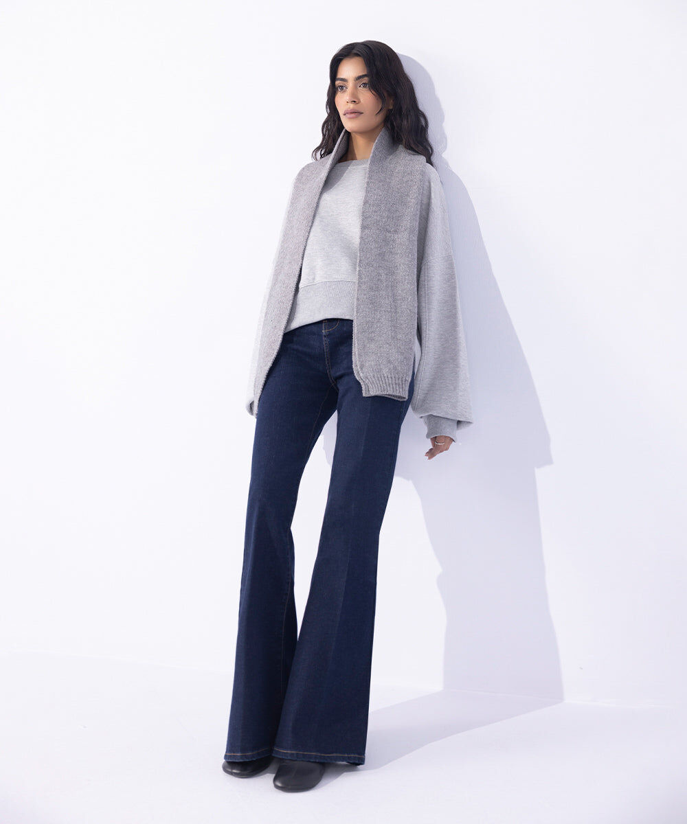 Woman - Grey Knitted Scarf