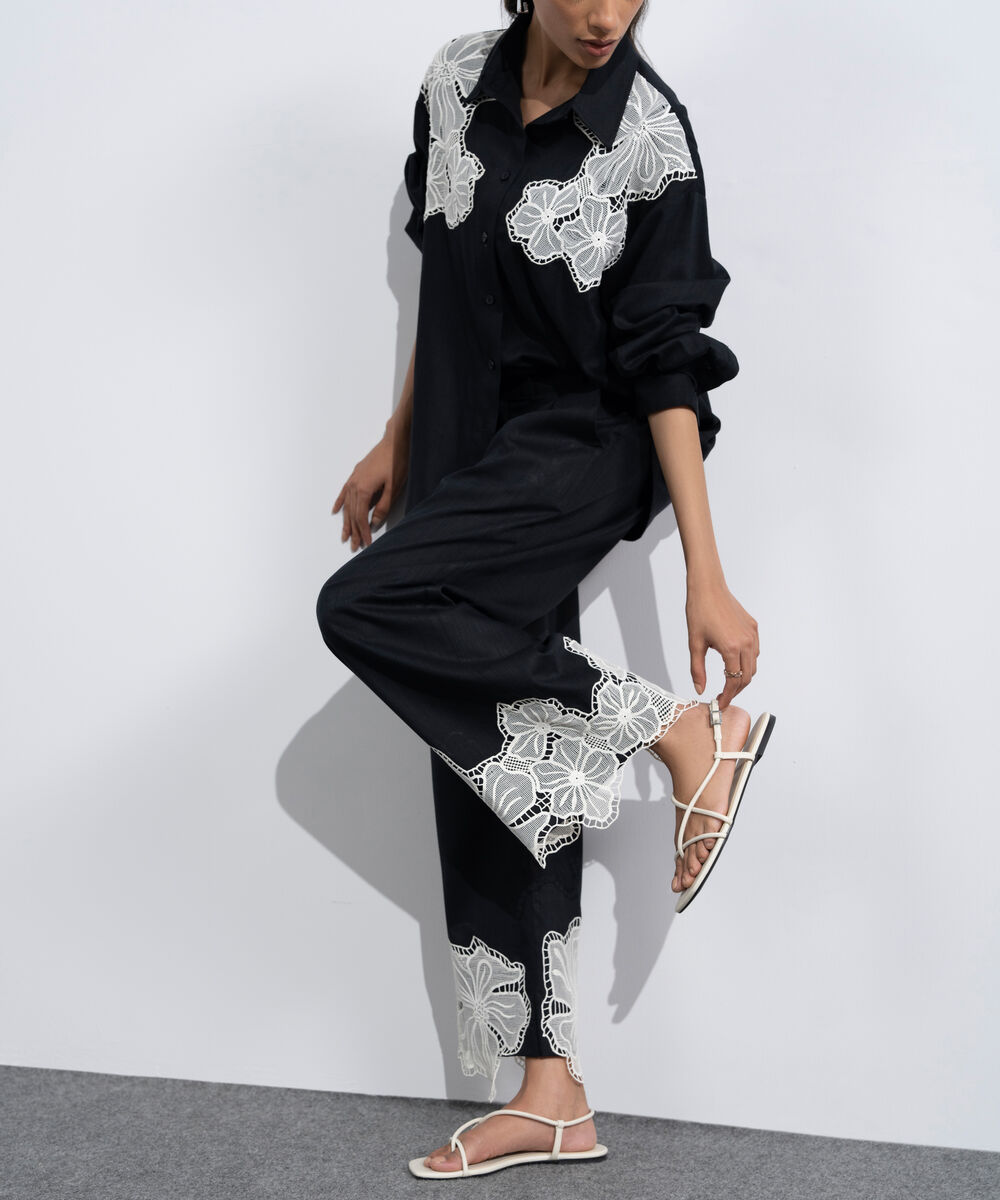 Women's Western Black Straight-Fit Embroidered Trouser