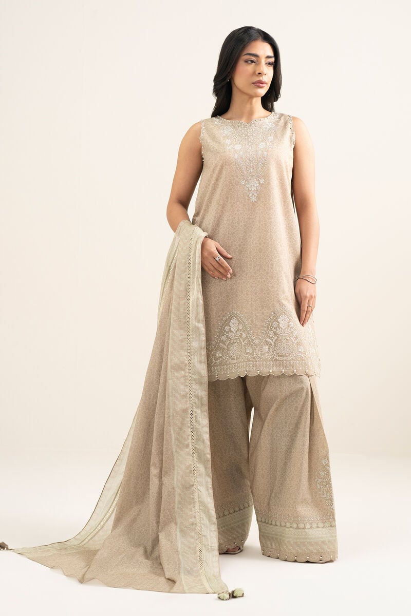 3 Piece - Embroidered Lawn Suit