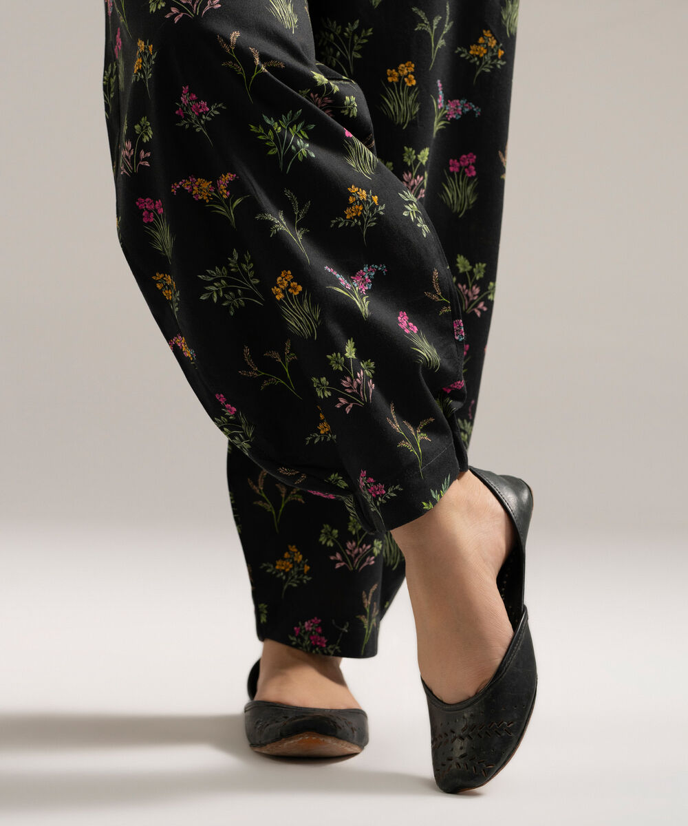 Women's RTW Cambric Printed Black Balloon Pants