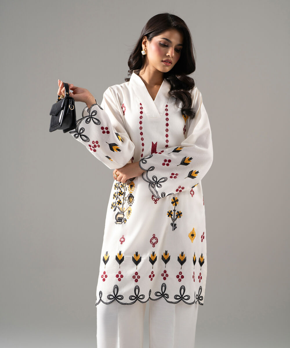 Women's RTW Dobby Solid Embroidered Straight Shirt