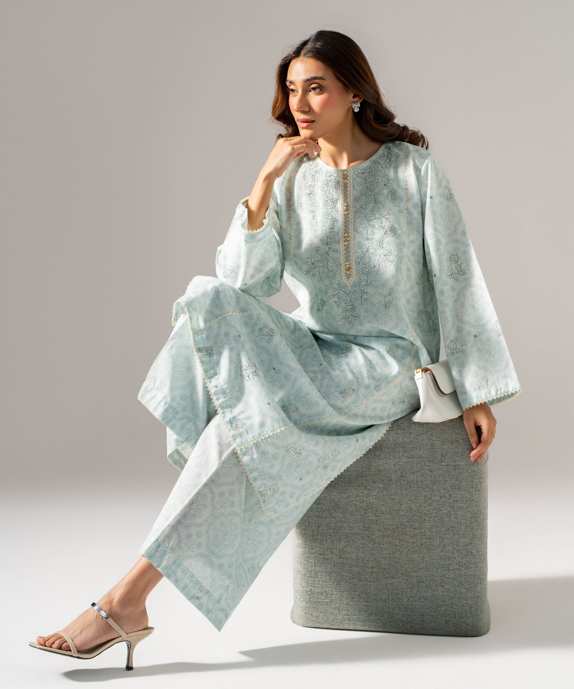 Retail Price: 10990/-PKR