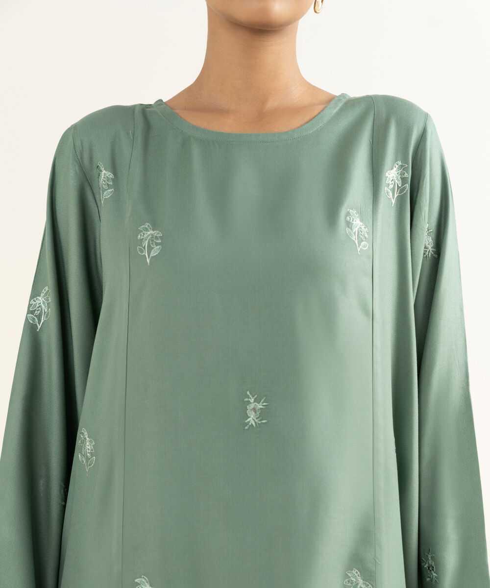 Women's RTW Bedford  Embroidered Sage Green Straight Shirt