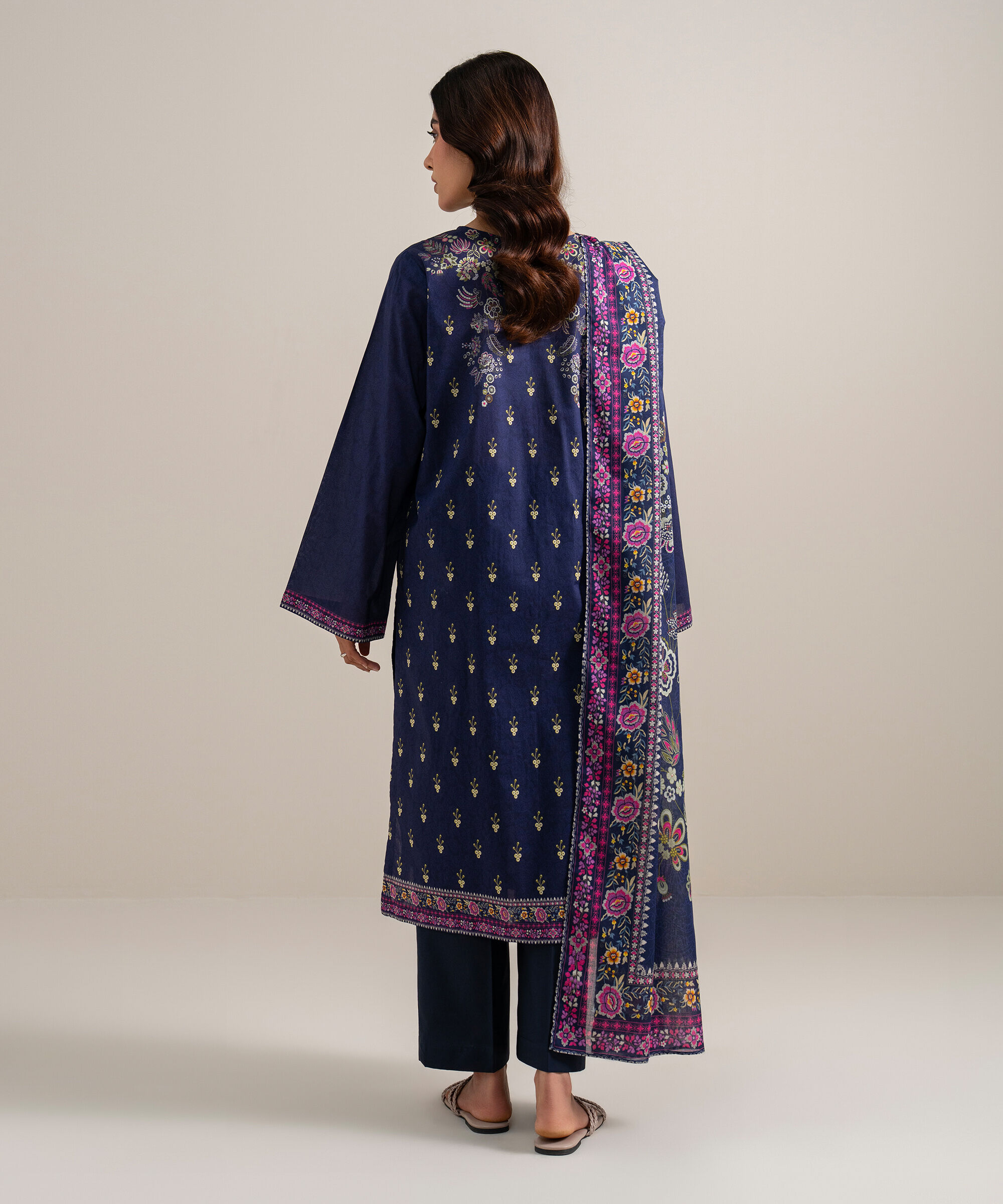 Unstitched 3 PC U3PDYS26V692