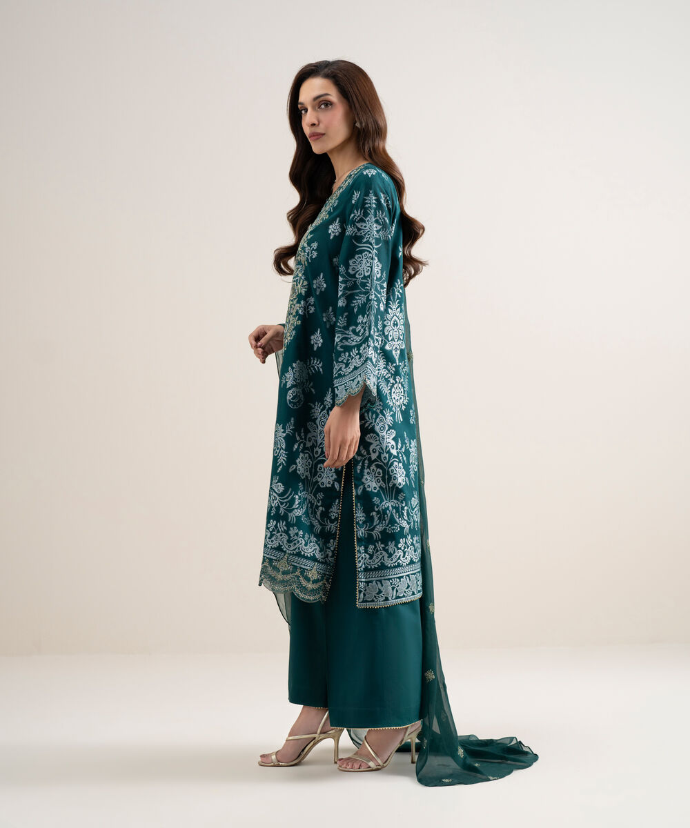 Women's Unstitched Extra Weft Jacquard Embroidered Green 3 Piece Suit