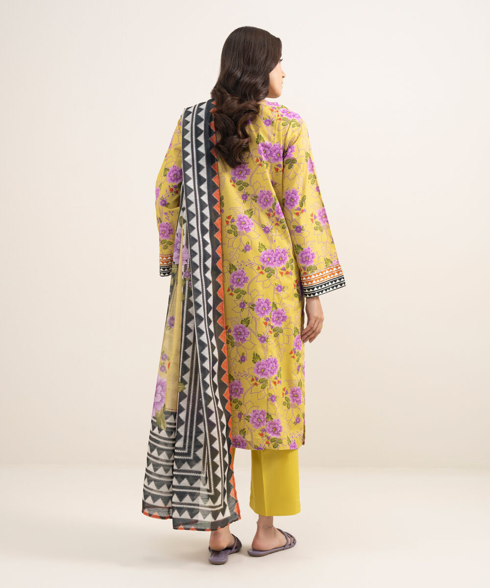 Women's RTW Slub Lawn Printed Black 3 Piece Suit