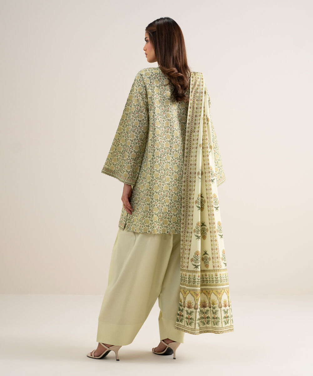 Women's Unstitched Lawn Embroidered Green 3 Piece Suit