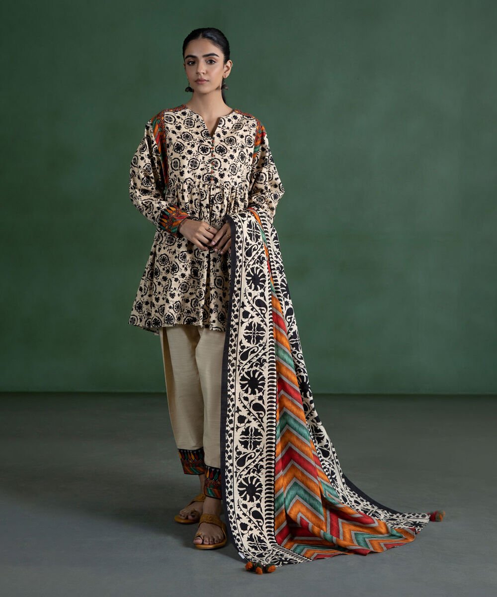 Sapphire Unstitched Winter 2 Off White Three Piece