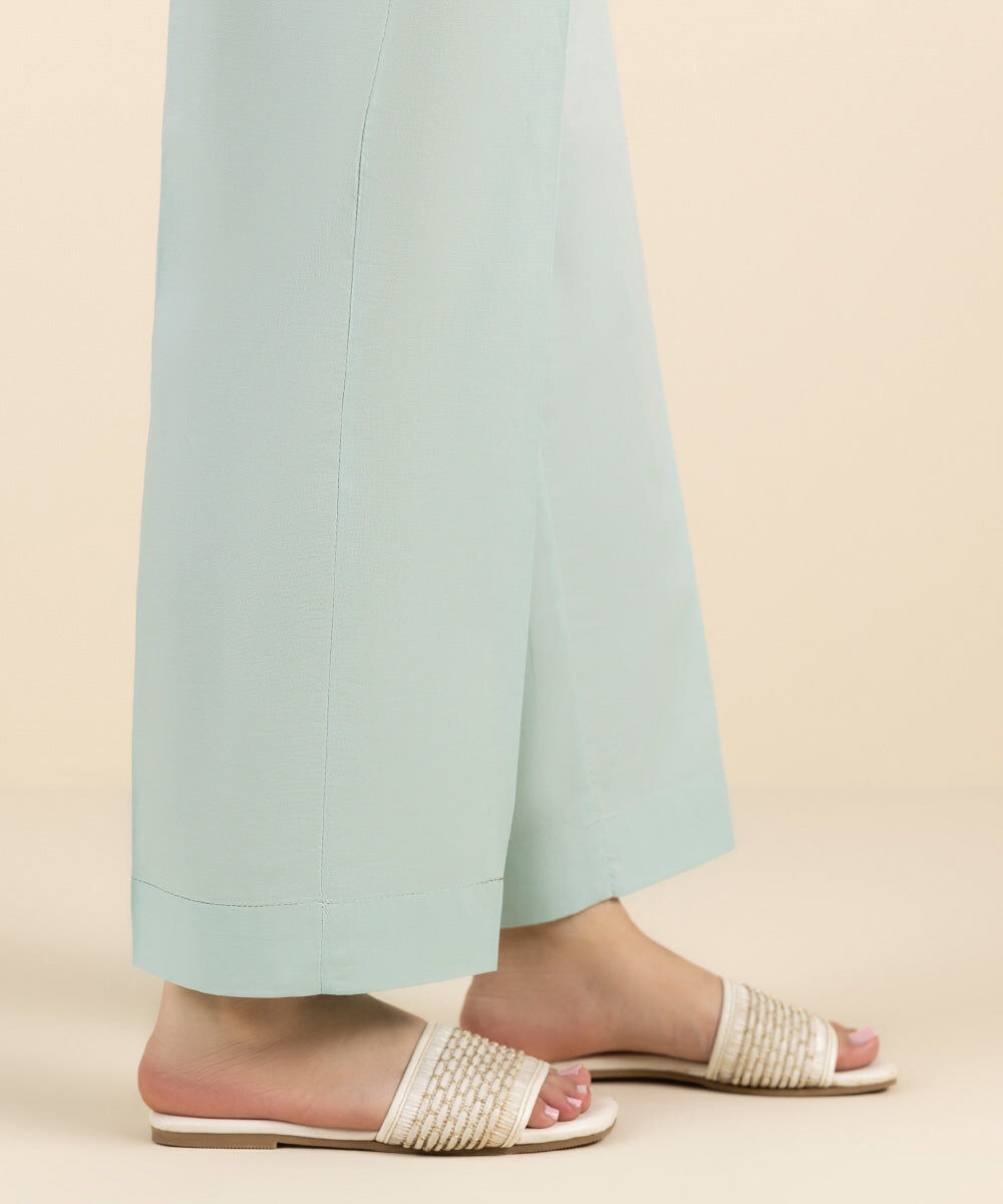 Woman - Blue Solid Cambric Straight Pants