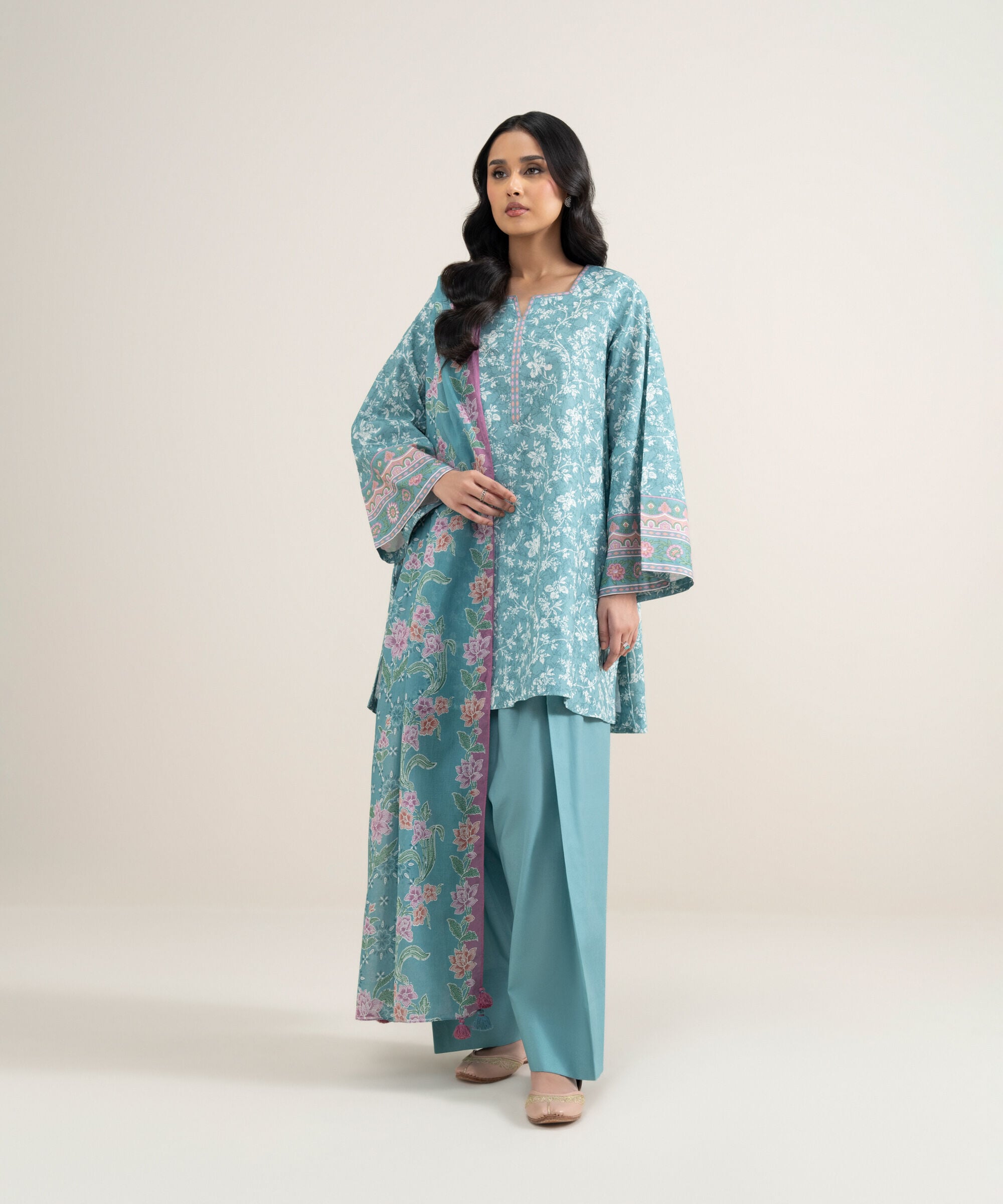 Unstitched 3 PC U3PDDS26V577