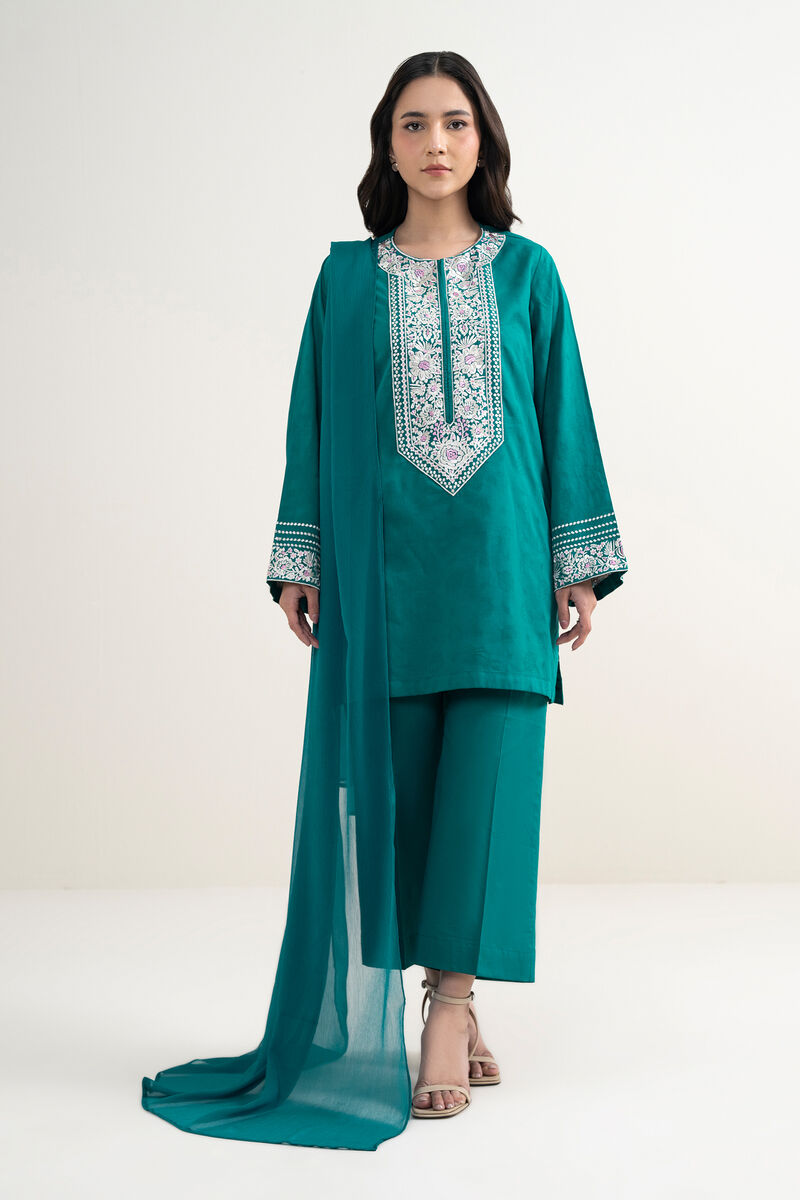3 Piece - Embroidered Jacquard Suit