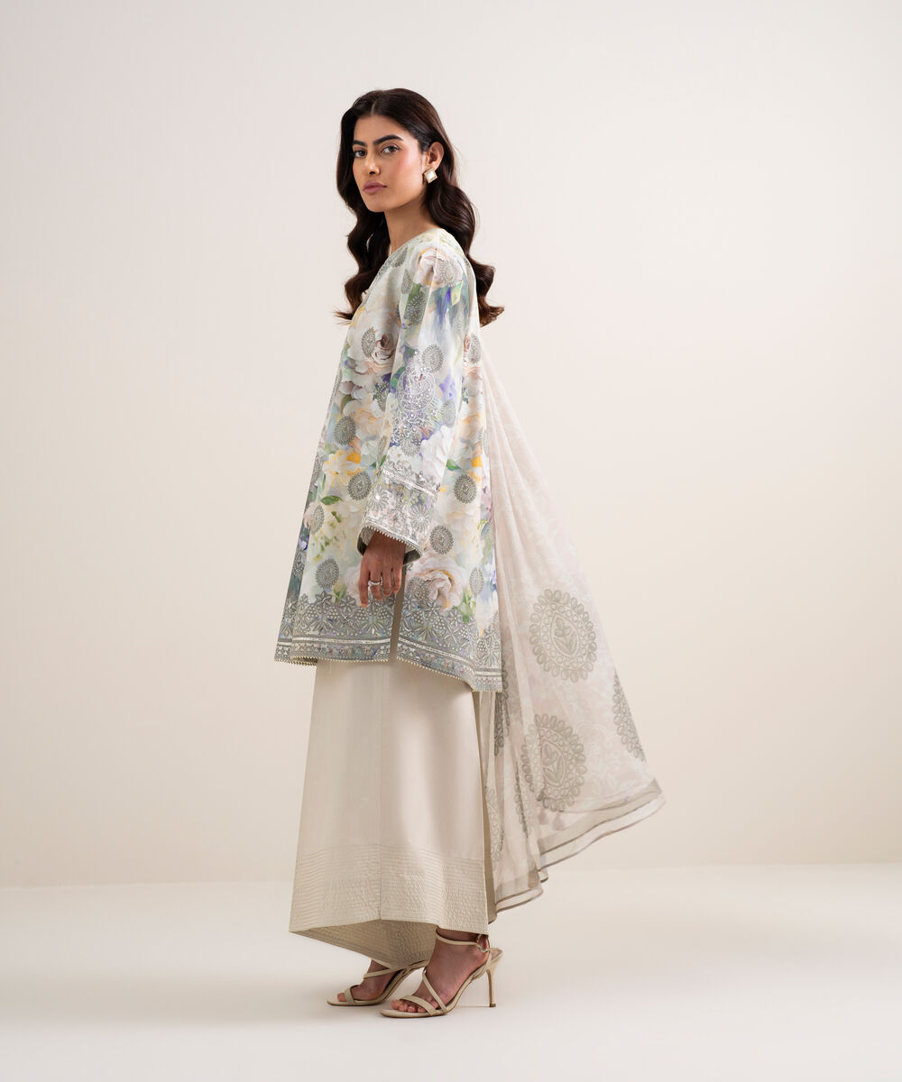 Women's Unstitched Lawn Embroidered Multi 3 Piece Suit
