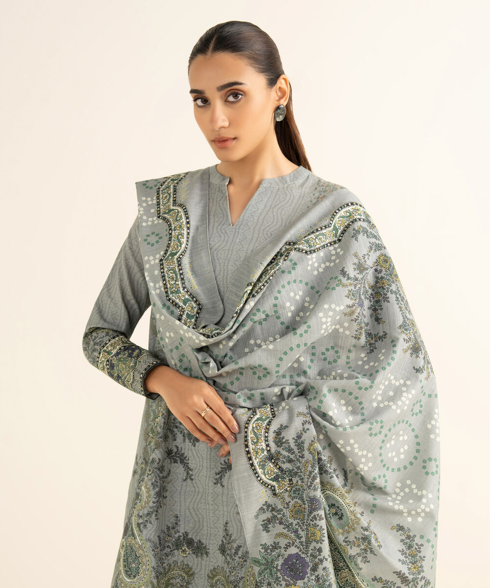 Women's Unstitched Khaddar Printed Grey 3 Piece Suit