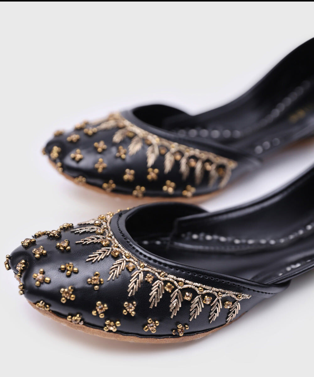 Women's Black Khussas