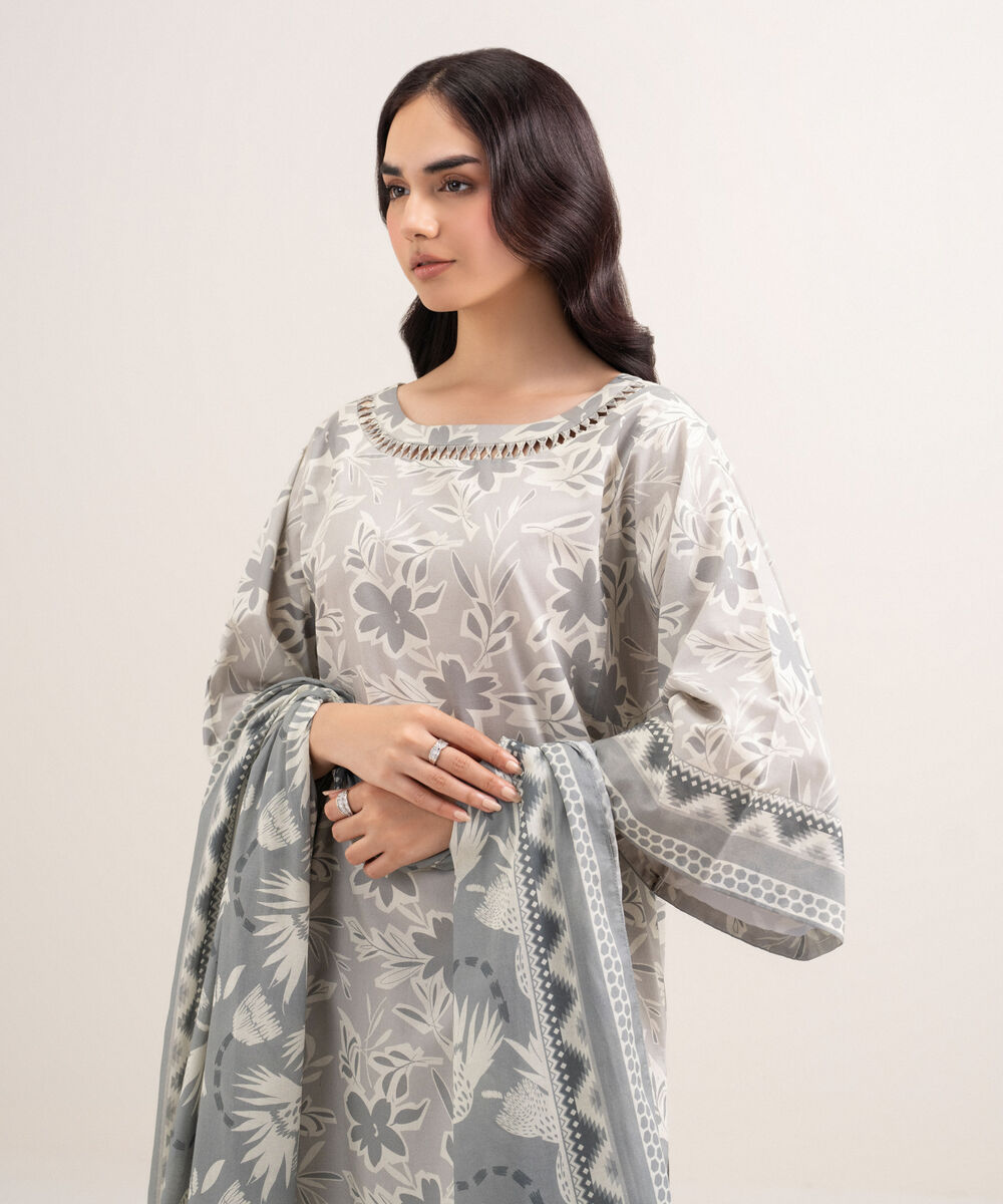 Women's Unstitched Lawn Printed Grey 3 Piece Suit