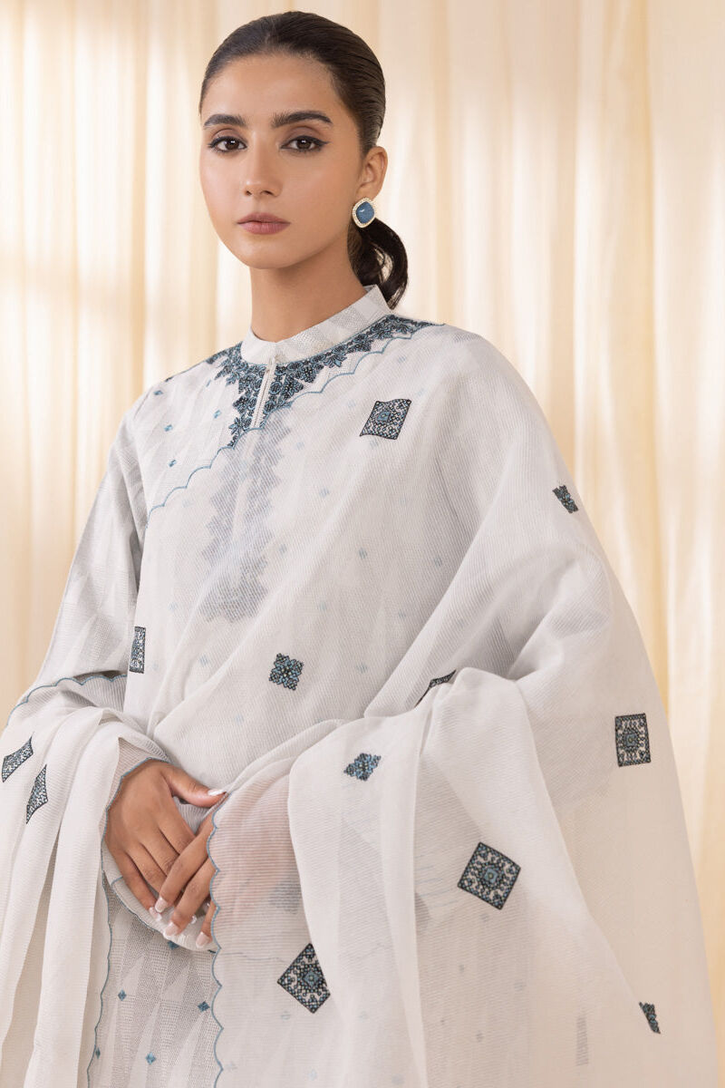 3 Piece - Embroidered Jacquard Suit