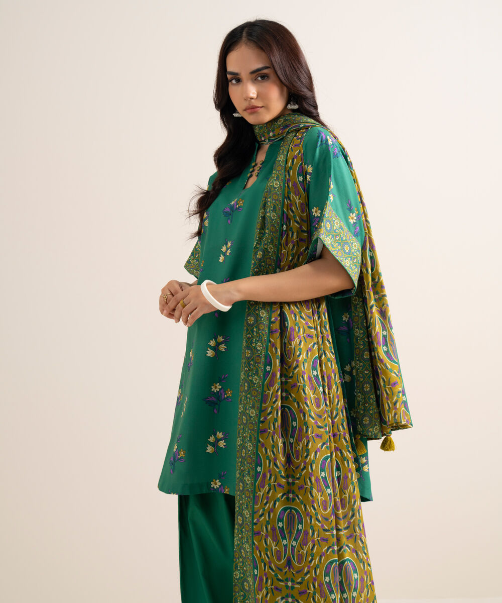 Women's Unstitched Printed Lawn Green 3 Piece Suit