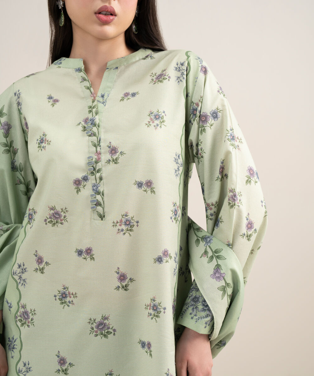 Women's Unstitched Zari Lawn Printed Green 3 Piece Suit