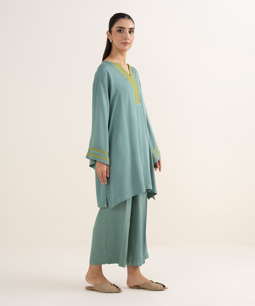 Women's RTW Bedford Solid Blue Drop Shoulder Shirt