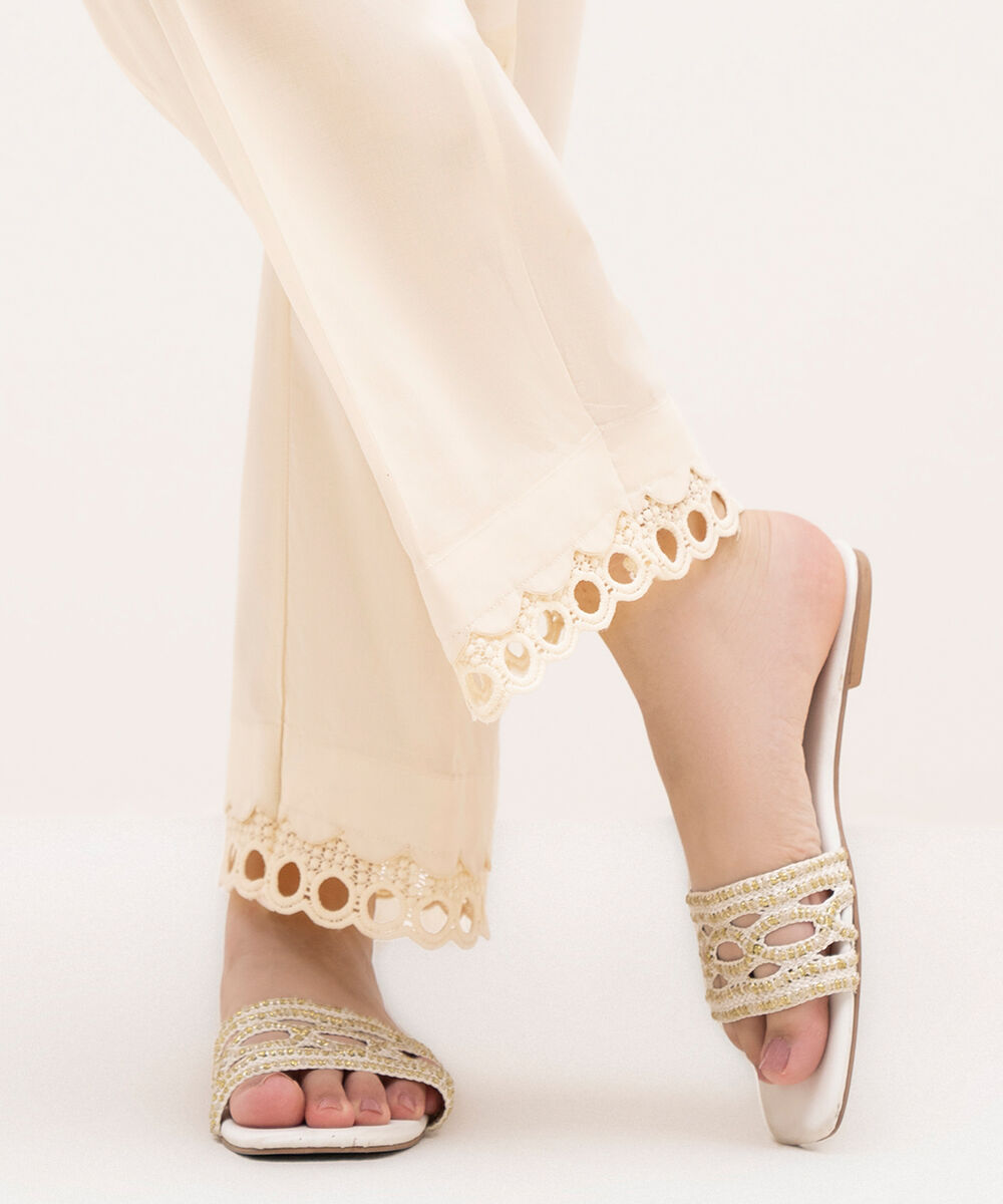 Women's RTW Cambric Off White Solid Straight Pants